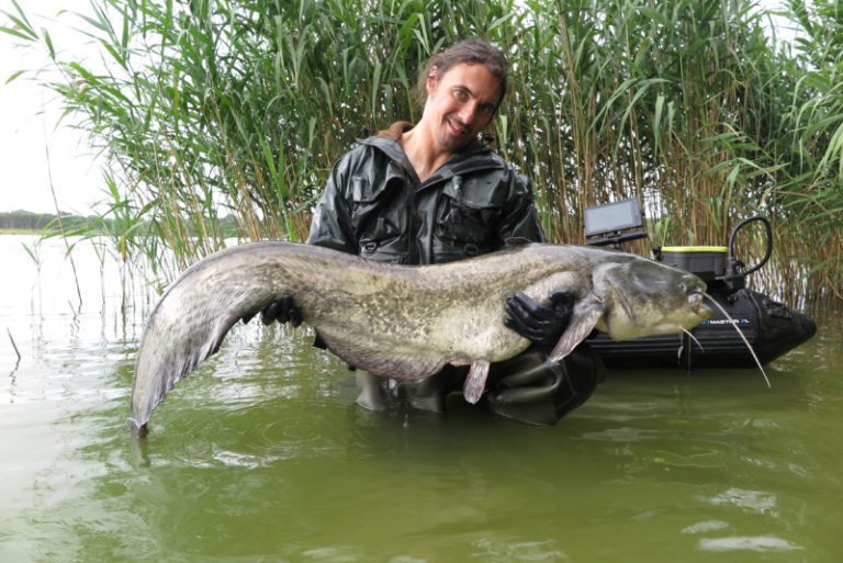 Fishing Adventure Lake het grootste betaalwater van Nederland - Fishing ...